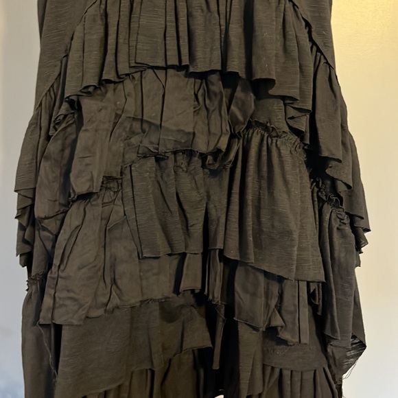 Ciel USA Black Tank Top with Ruffle Detail, Size Medium - Picture 5 of 5